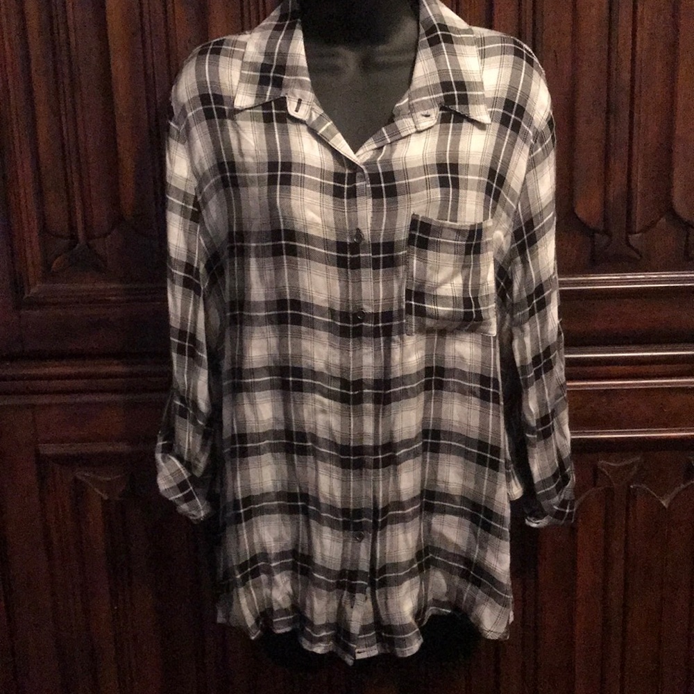 🌺 NWT NOBO PLAID WOVEN W/CROCHET TOP